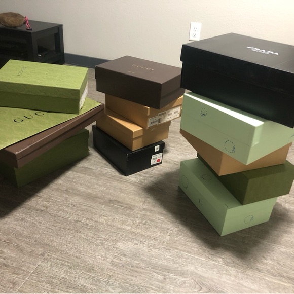 Versace empty box with receipt - Picture 2 of 2